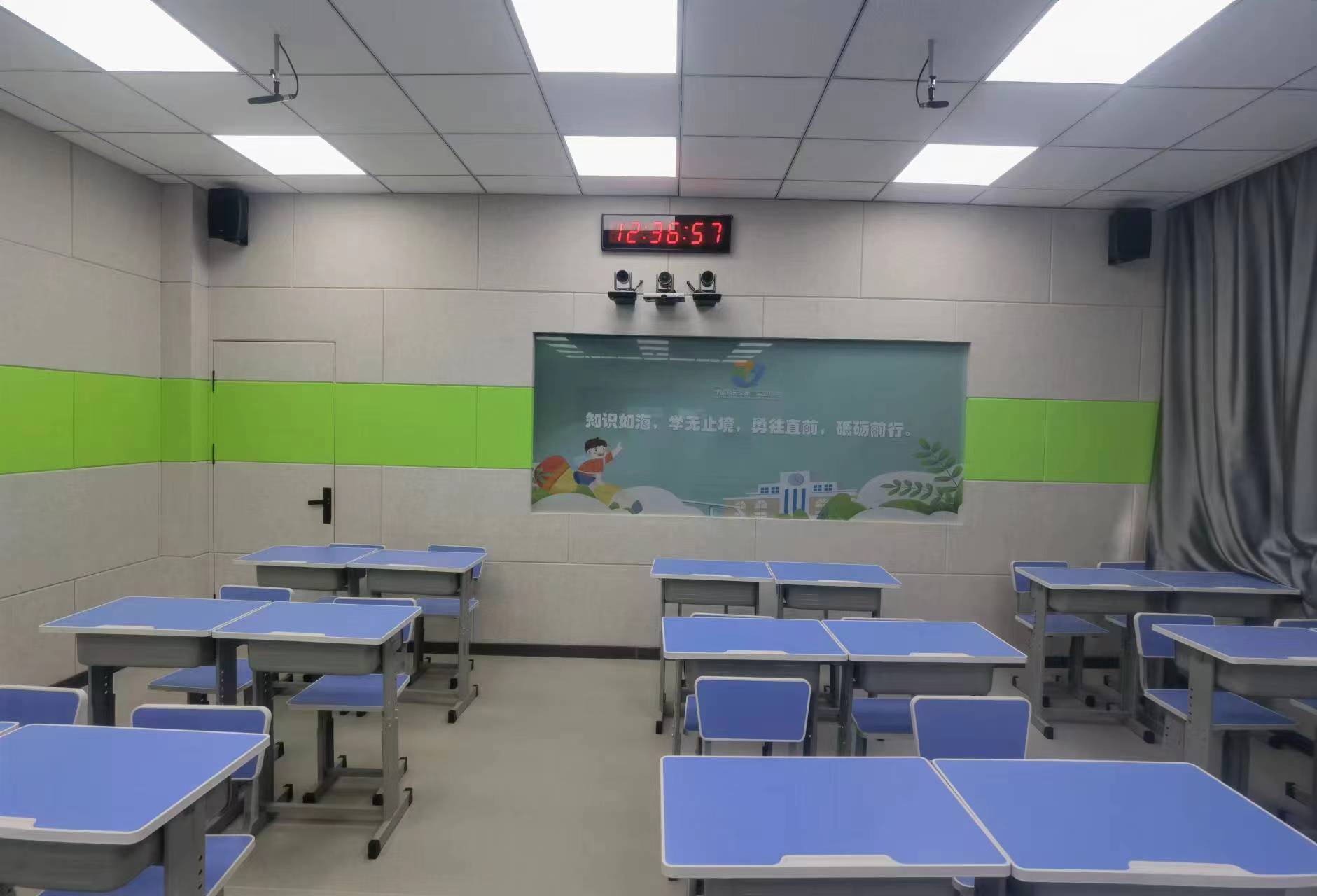内蒙古赤峰天义第三实验小学精品录播教室(图1)